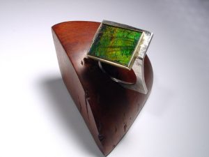 Ring - Silber, Gold, Spektrolith